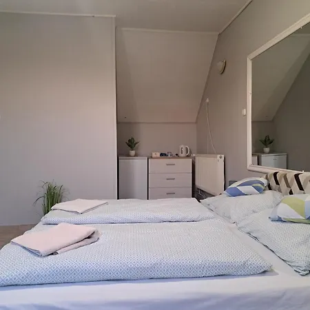 Kisdiofa Panzio Es Vendeglo Bed & Breakfast Vajdacska