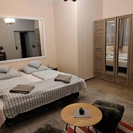 Kisdiofa Panzio Es Vendeglo Bed & Breakfast Vajdacska