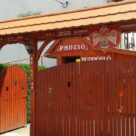 Kisdiofa Panzio Es Vendeglo Frühstückspension
