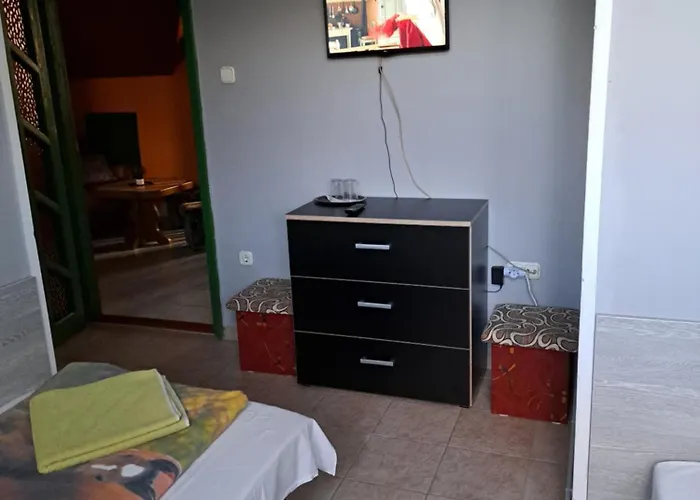 Kisdiofa Panzio Es Vendeglo 3*