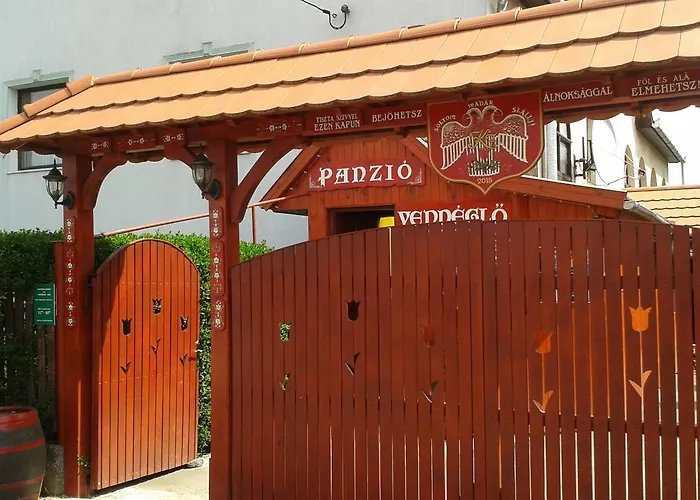 Kisdiofa Panzio Es Vendeglo Oda ve Kahvaltı